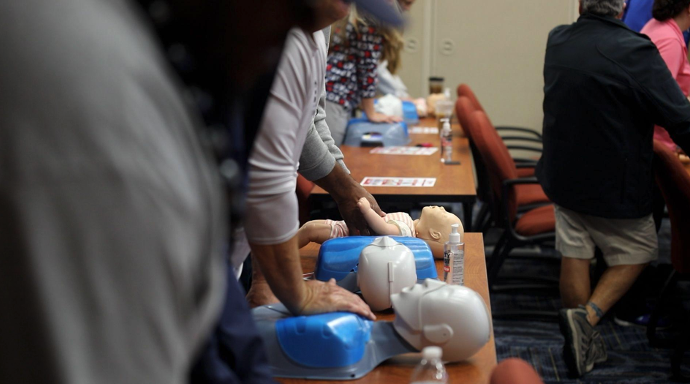 Childbirth Simulator Shock Pads Help Men Understand A Woman's Pain During  Labor - Business 2 Community