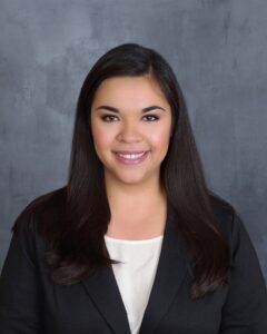 A headshot of Samantha Fernandez MD, member of Citizen CPR Foundation's 40 Under 40 class of 2023.